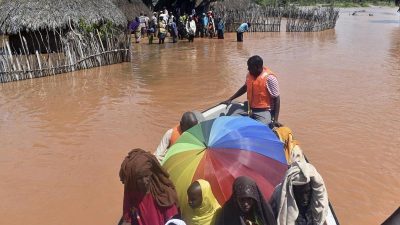 Mehr als 30 Tote bei Dammbruch in Kenia