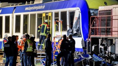 2 Tote und 14 Verletzte bei Zugkollision in Schwaben