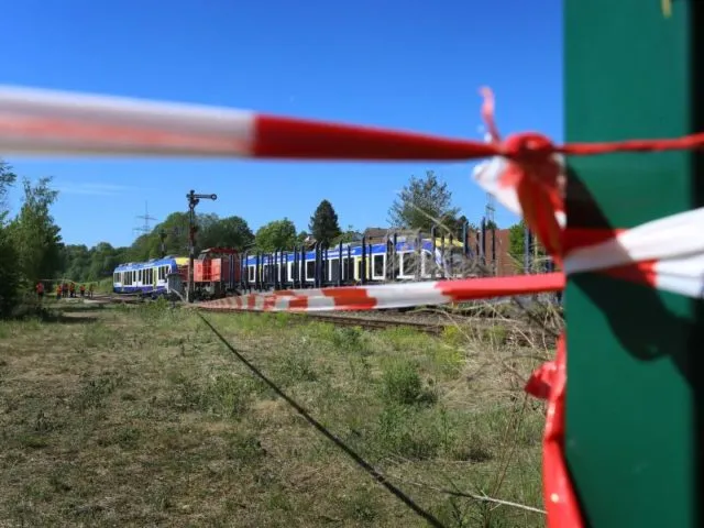 Der Unglücksort ist weiträumig abgesperrt. Foto: Karl-Josef Hildenbrand/dpa