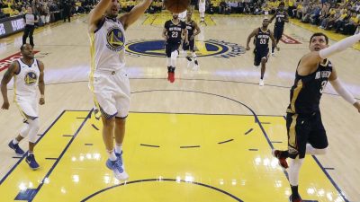 NBA-Star Curry führt Golden State ins Playoff-Halbfinale