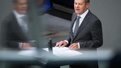 Scholz verteidigt Haushaltsentwurf im Bundestag gegen Kritik von vielen Seiten