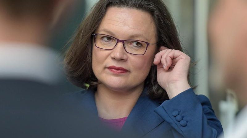 SPD lehnt Begriff „Transitzentren“ ab – Nahles sieht noch Beratungsbedarf