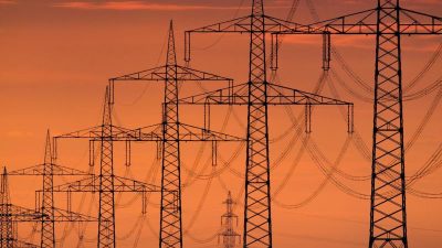 Bundesregierung zum Stromnetz der Zukunft: „Grundlast wird es nicht mehr geben“
