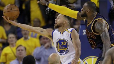 James fordert Curry: Nur Außenseiter im NBA-Finale