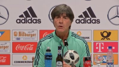 Löw setzt bei WM auf Leistung von Özil und Gündogan – DFB-Chef Grindel sieht Grund in der Debatte in der Flüchtlingskrise