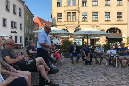 Meißner Lesung „Der Links-Staat“: Rathaustüren blieben geschlossen – gelesen wurde trotzdem