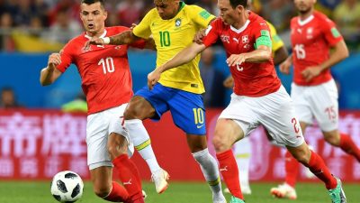 Humpelnder Neymar beruhigt: Schmerzen sind schon vorbei
