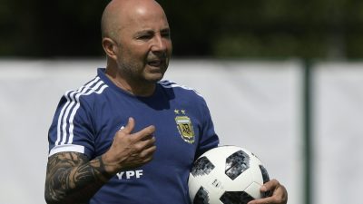 Argentinien-Coach Sampaoli glaubt nicht an Messi-Rücktritt