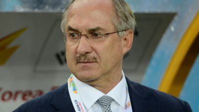 DFB-Elf für Südkoreas Ex-Coach Stielike Favorit
