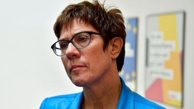 CDU-Generalsekretärin wirft Gauland Relativierung des Nationalsozialismus vor