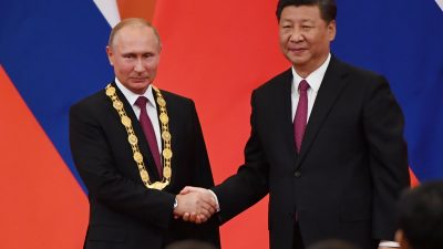 Zeitgleich mit G7-Treffen: Putin und Xi üben Schulterschluss
