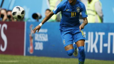 Brasilien zittert sich zum Sieg – Neymar blamiert sich mit Schwalbe