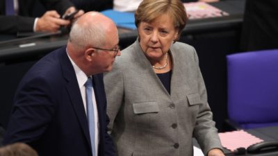 Merkel mit CDU-Spitze zu Krisentreffen zusammengekommen