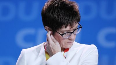 Annegret Kramp-Karrenbauer: CDU hat eigenen Mitgliedern Kehrtwenden nicht erklärt