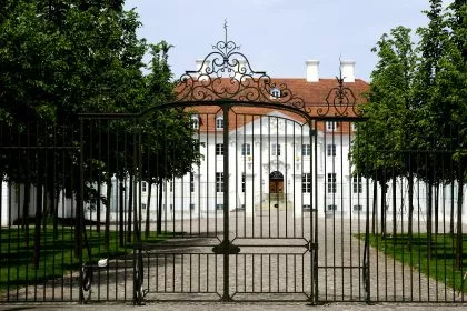 post-image