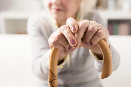 Herborn: Vergewaltigung im Morgengrauen – Täter lockte alte Dame (91) aus dem Haus