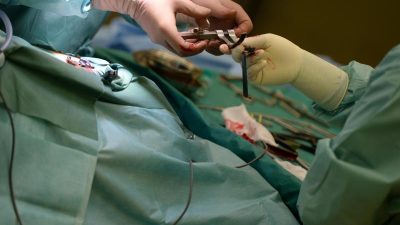 Französischer Anästhesist soll mehr als 20 Patienten vergiftet haben