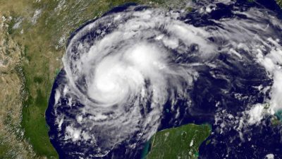 US-Ostküste stellt sich auf „extrem gefährlichen“ Hurrikan „Florence“ ein