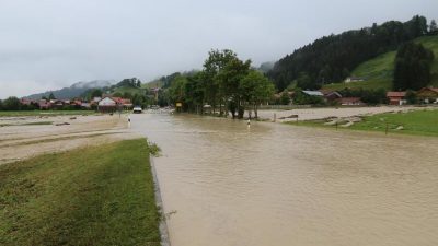 Heftige Unwetter in Bayern und Baden-Württemberg – Ein Mensch ist gestorben