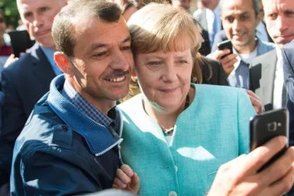 Merkel erklärte 2010: Deutscher multikultureller Ansatz ist „völlig gescheitert“