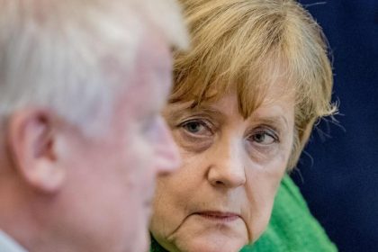 FDP-Fraktionsvize Lambsdorff: Merkel kann Seehofer nicht im Amt lassen