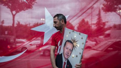 Oberste Wahlkommission der Türkei bestätigt Sieg Erdogans – AKP hat Mehrheit im Parlament