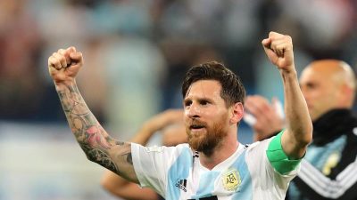 Argentinien und Messi wenden WM-Debakel ab