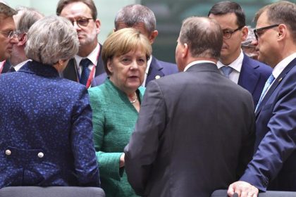 „Das ist mehr als wirkungsgleich“: Merkel sieht Seehofers Asyl-Forderungen als erfüllt an