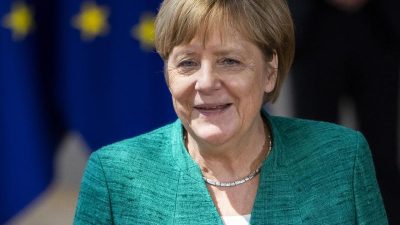 Merkel: Anderswo registrierte Migranten in „Ankerzentren“ – Flüchtlingszusagen aus Ungarn, Polen und Tschechien