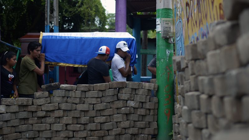 Linke Regierung unterdrückt Nicaraguaner mit brutaler Gewalt – jetzt sollen „Satanisten“, Bischöfe und die USA schuld am Terror sein