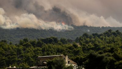 Gefährlicher Waldbrand in Griechenland: „… wir müssen verhindern, dass es auch Opfer gibt“
