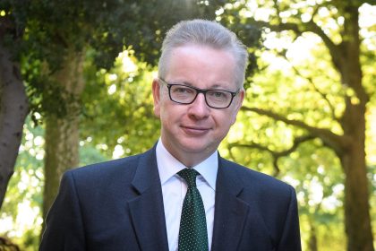 Britischer Minister zerreißt Mays Dokument zu Zollvereinbarungen mit EU
