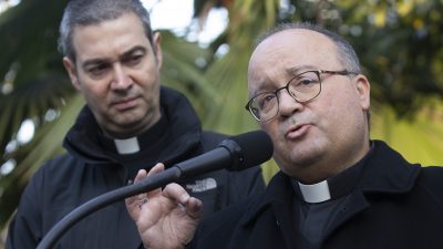 Rund 200 Kinder und Jugendliche missbraucht: Chilenische Bischofskonferenz bittet Opfer um „Verzeihung“