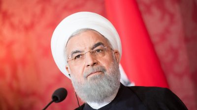 Irans Staatschef Ruhani sieht sein Land im Krieg mit den USA