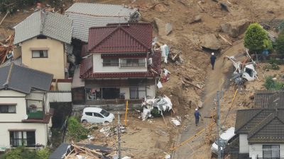 Mindestens 83 Tote bei schweren Unwettern in Japan – Evakuierung von 1,9 Millionen Menschen angeordnet