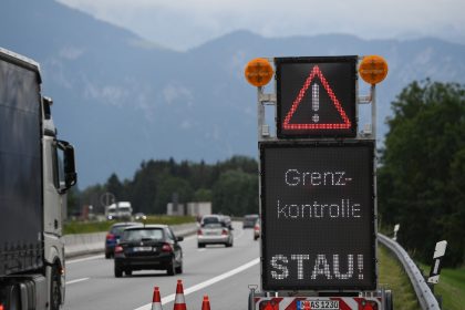 Minister von Deutschland, Italien und Österreich für „Kooperation der Tätigen“