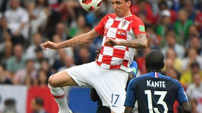 Mandzukic schießt erstes Eigentor in einem WM-Finale