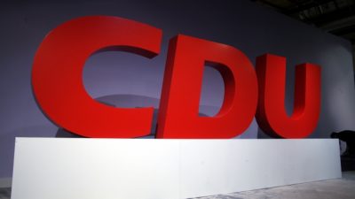 CDU fällt auf 22 Prozent