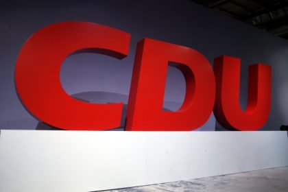 CDU fällt auf 22 Prozent