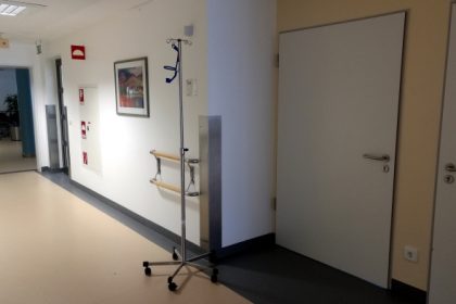 Bluttests auf “Down-Syndrom” bei Schwangeren als Regelleistung? – Abgeordnete regen Ethikdebatte an