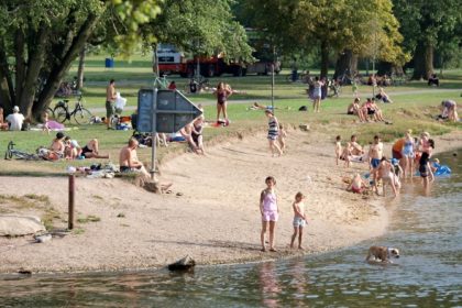 Entwarnung für Badeseen – Umweltbakterien sind keine Gefahr