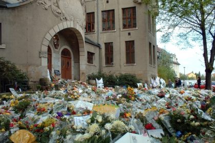 Schüsse und verwaister Rucksack: Amok-Alarm an Schulzentrum in Siegburg