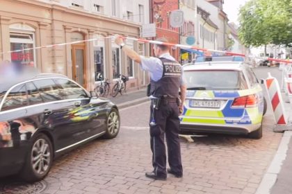 Freiburg: “Allahu Akbar! Bombe, Bombe, Bombe!” schrie ein Mann, stellte einen Koffer ab und rannte weg
