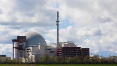 Wegen Hitzewelle müssen einige Atomkraftwerke ihre Leistung herunterfahren