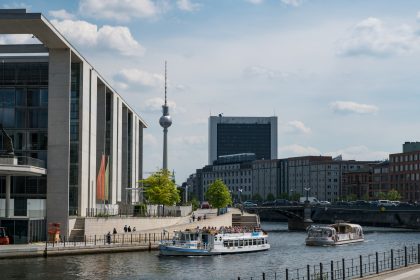 Kanzlerin Merkel: Europa zieht „nicht die Brücken hoch“