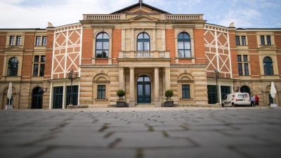 Bayreuther Festspiele werden mit viel Prominenz eröffnet