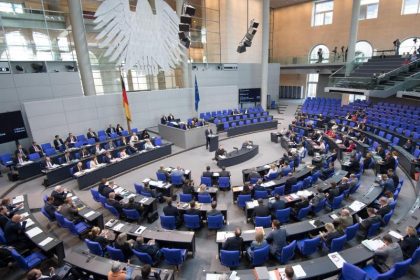 Bundestag kostet im kommenden Jahr fast eine Milliarde Euro