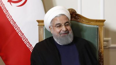 Irans Präsident bekräftigt Festhalten an Atomabkommen