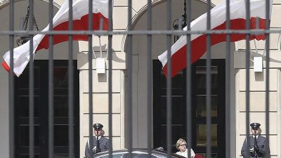 Verhärtete Fronten im Streit um Zwangsruhestand von Obersten Richtern in Polen