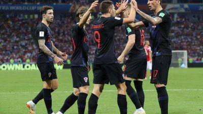 Kroatien nach Elfmeterschießen gegen Russland im Halbfinale